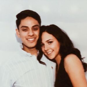 Meet your Posher, Aly